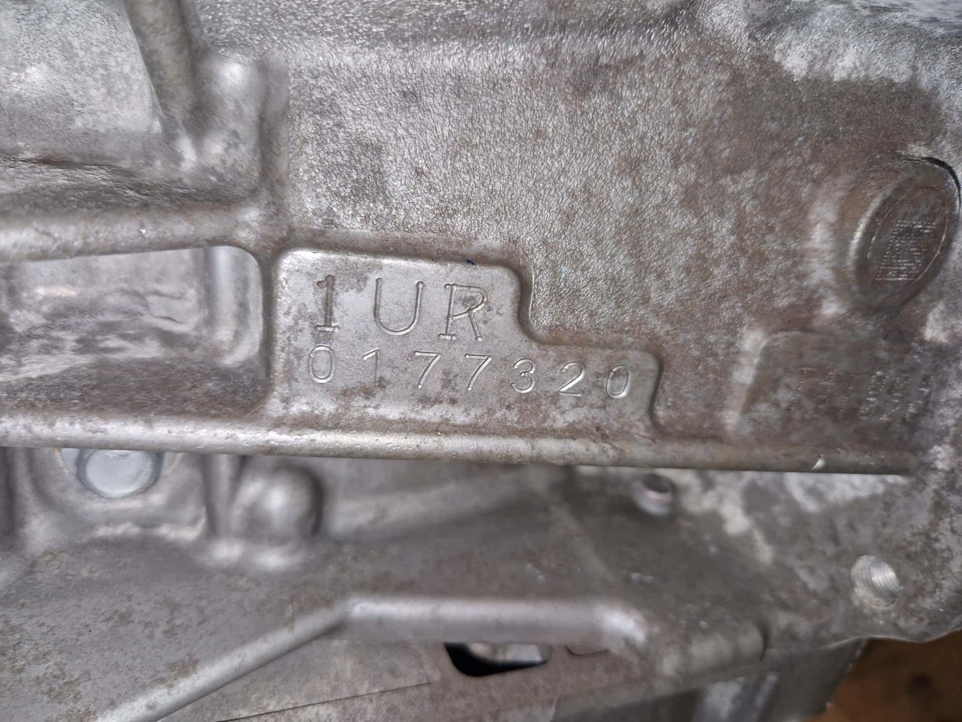 Moteur 1UR-FE vue 7