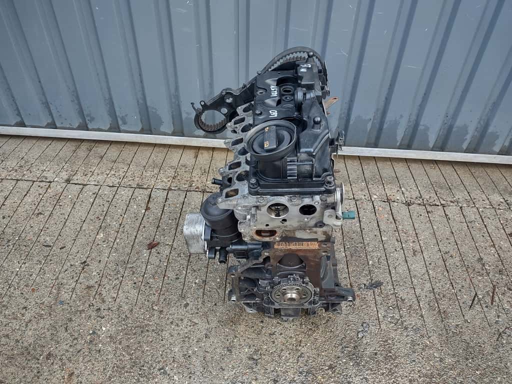 Moteur CAYB vue 5