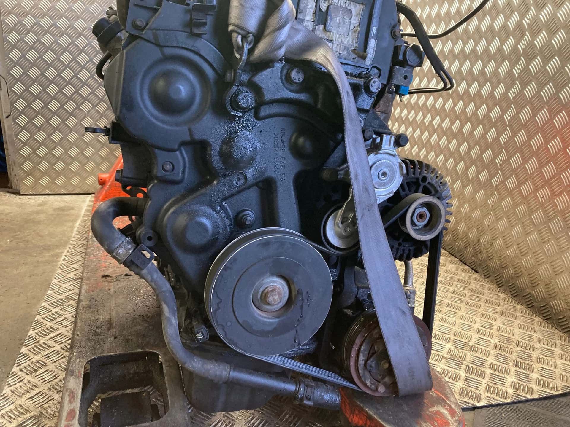 Moteur 8HZ (DV4TD) vue 11