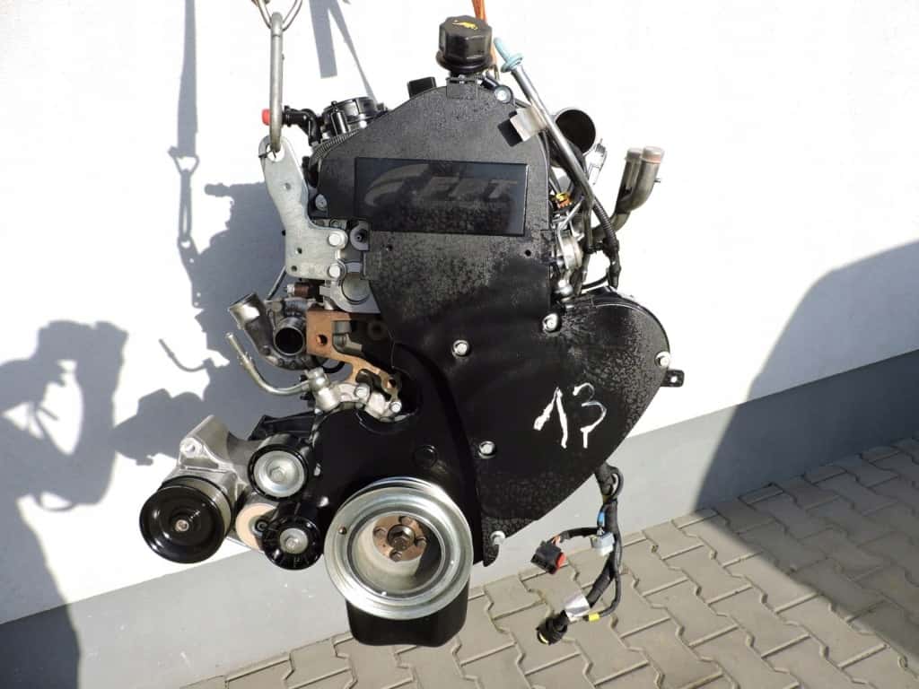 Moteur F1AE3481A vue 2