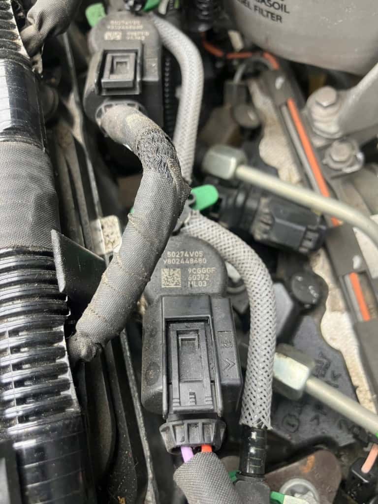Moteur 9HC (DV6C) vue 3
