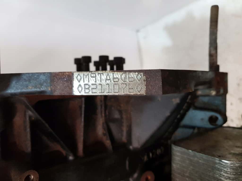 Moteur M9T 676 vue 6