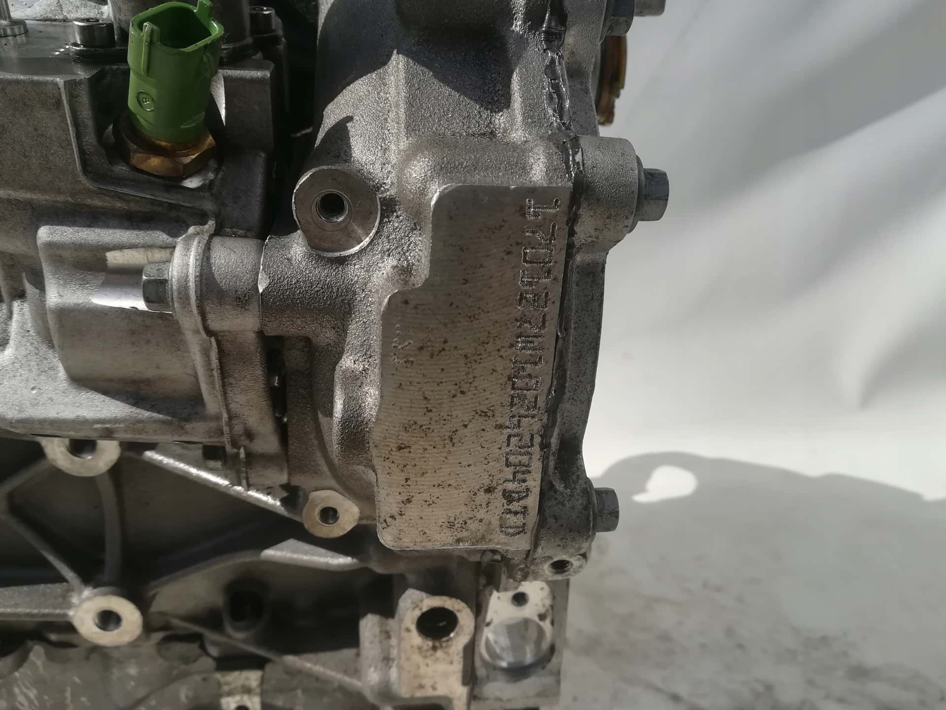 Moteur 204DTD(AJ20D4) vue 2