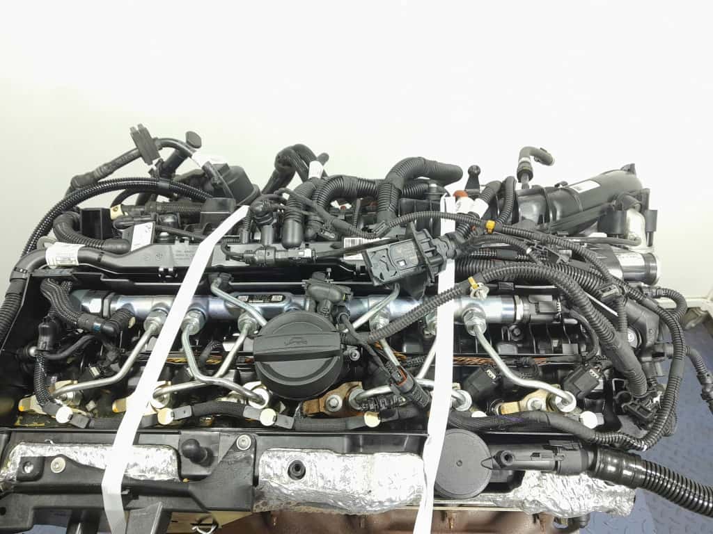 Moteur B57 D30 A vue 3