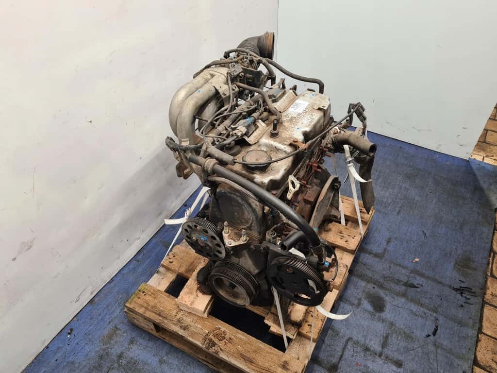 Moteur 4G18 vue 2