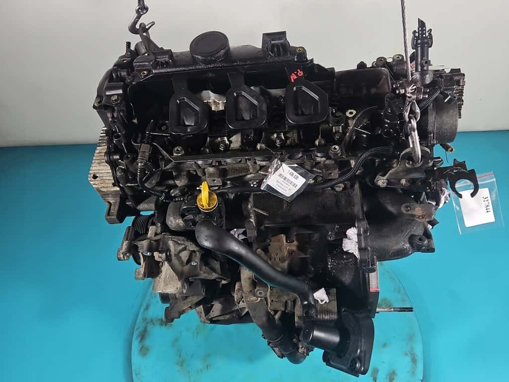 Moteur M9T 676 vue 2