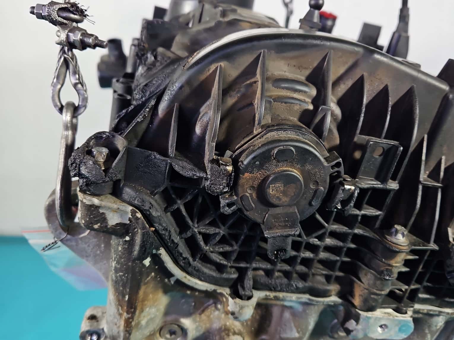 Moteur B48 B20 A vue 3