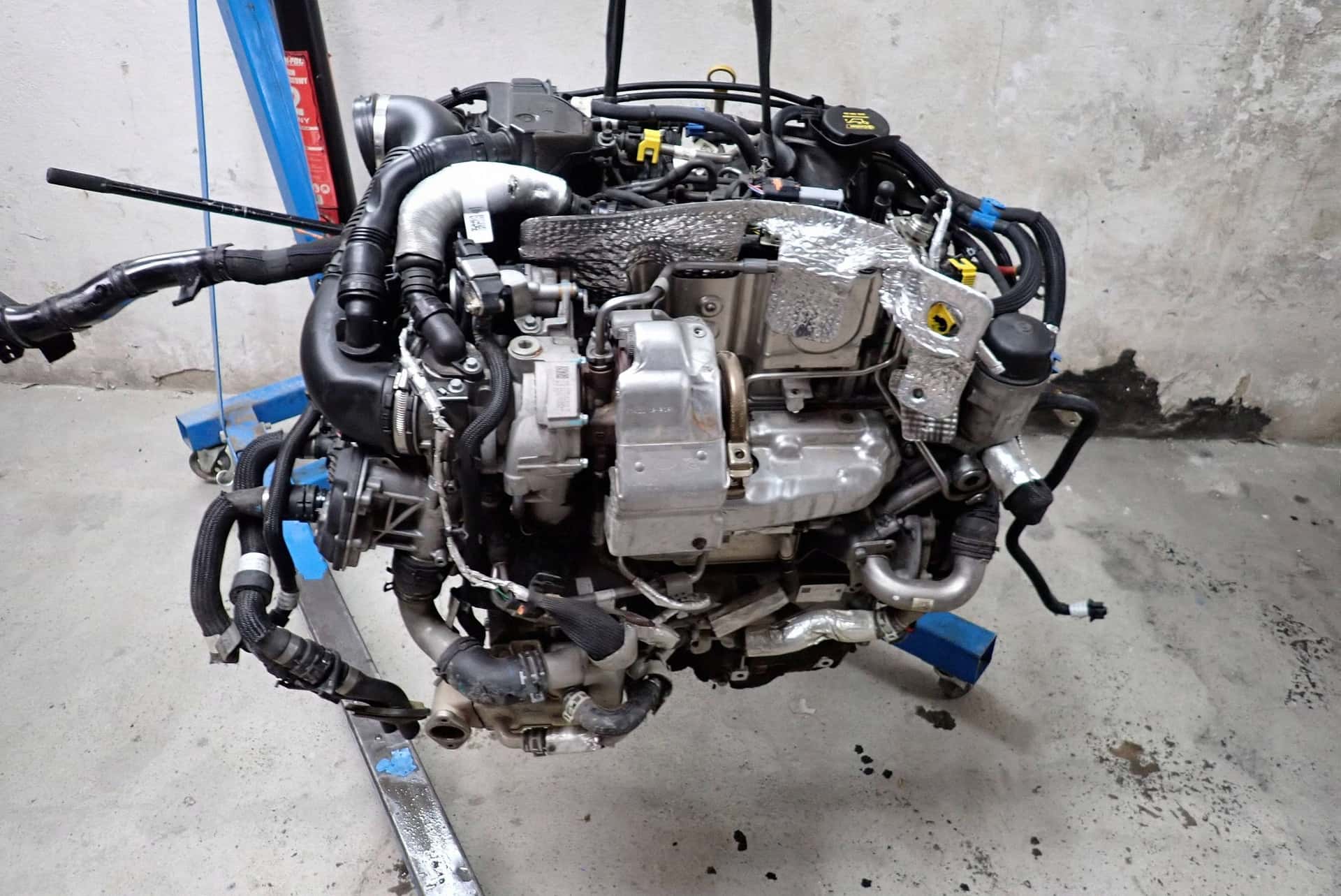 Moteur 204DTY(AJ21D4) vue 2