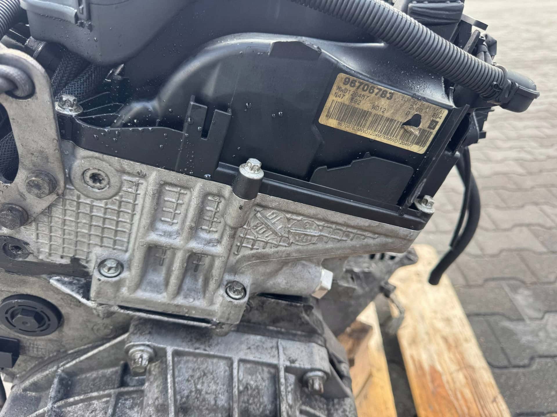 Moteur N47 D20 A vue 11