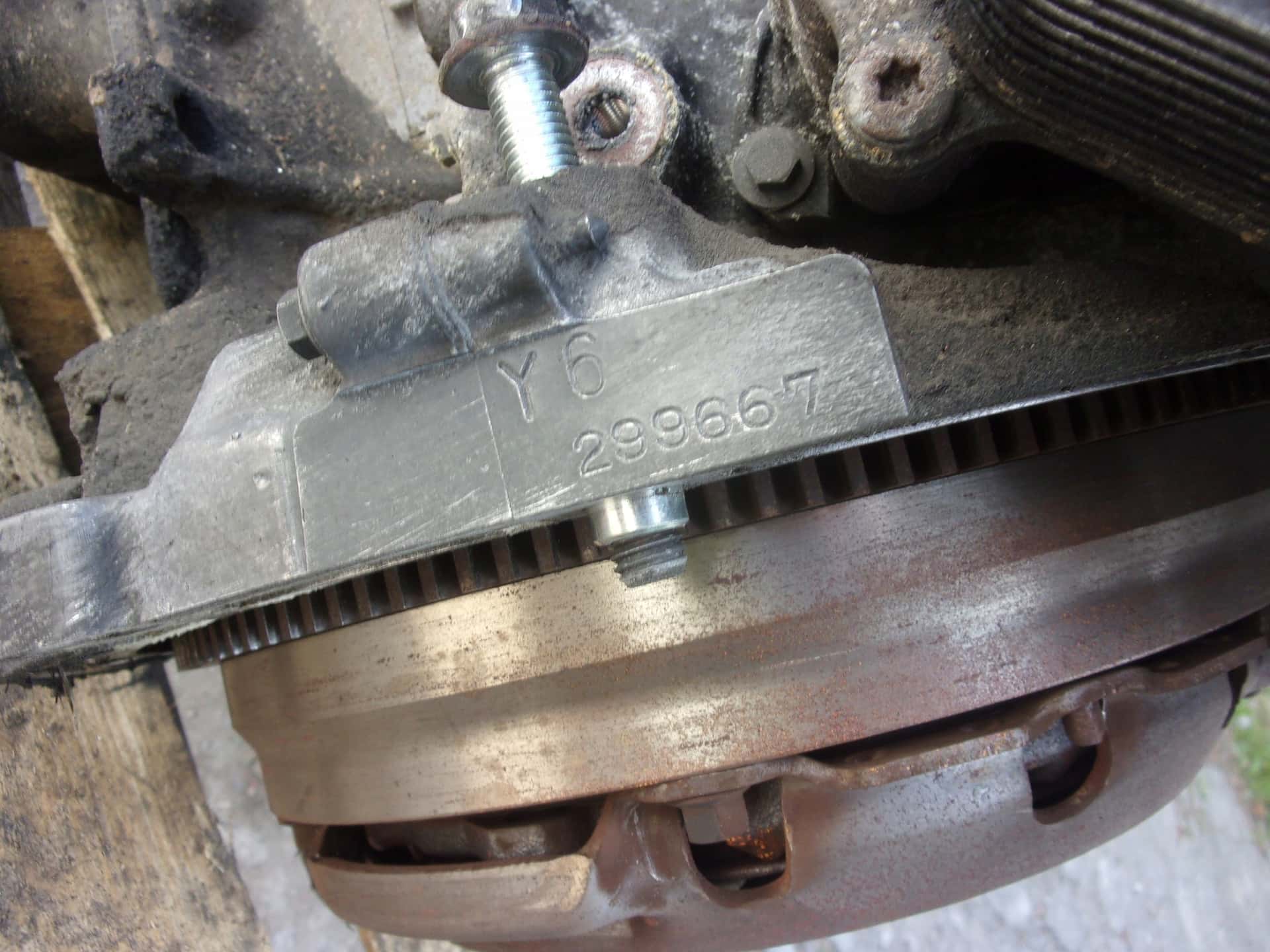 Moteur Y661 vue 2