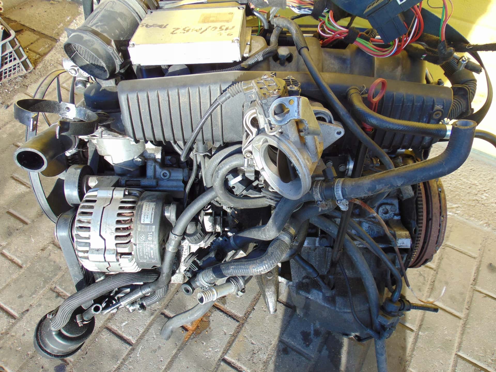 Moteur M52 B28 (286S2) vue 5