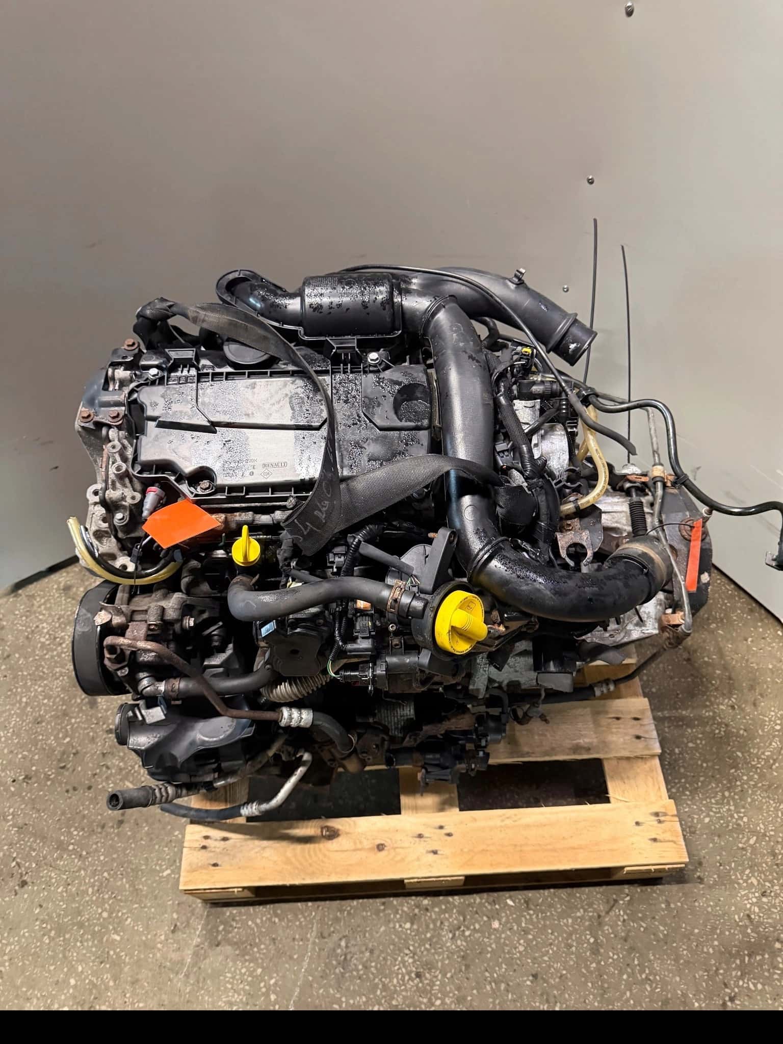 Moteur M9R 692 vue 7