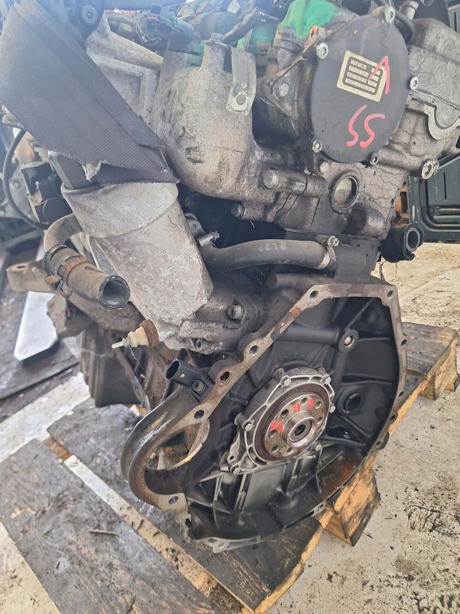Moteur D27DTP vue 7