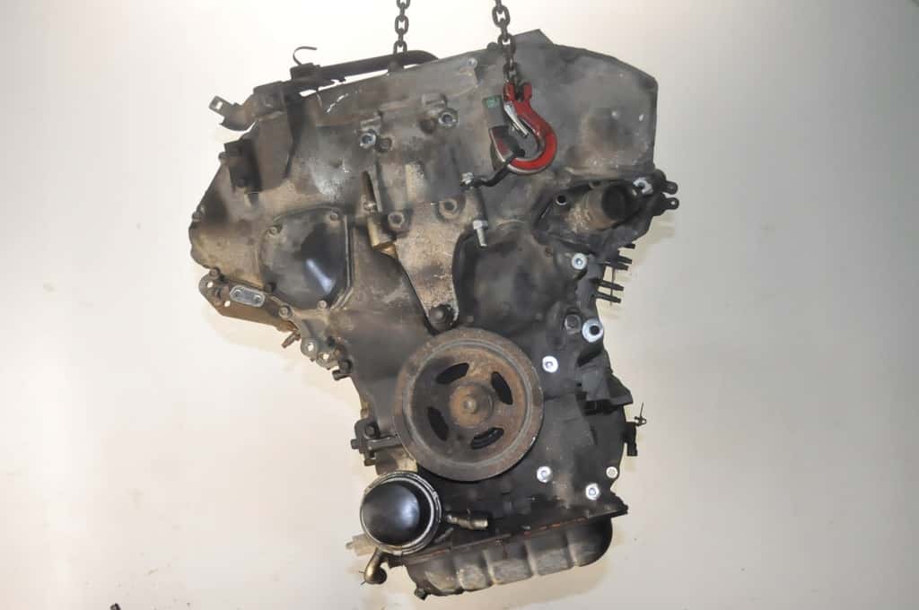 Moteur VQ30DE vue 4