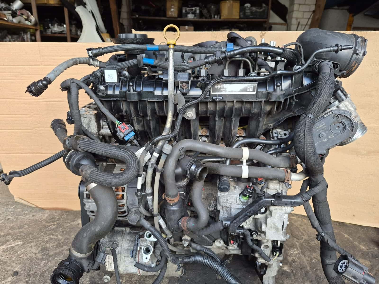 Moteur 204DTD(AJ20D4) vue 3