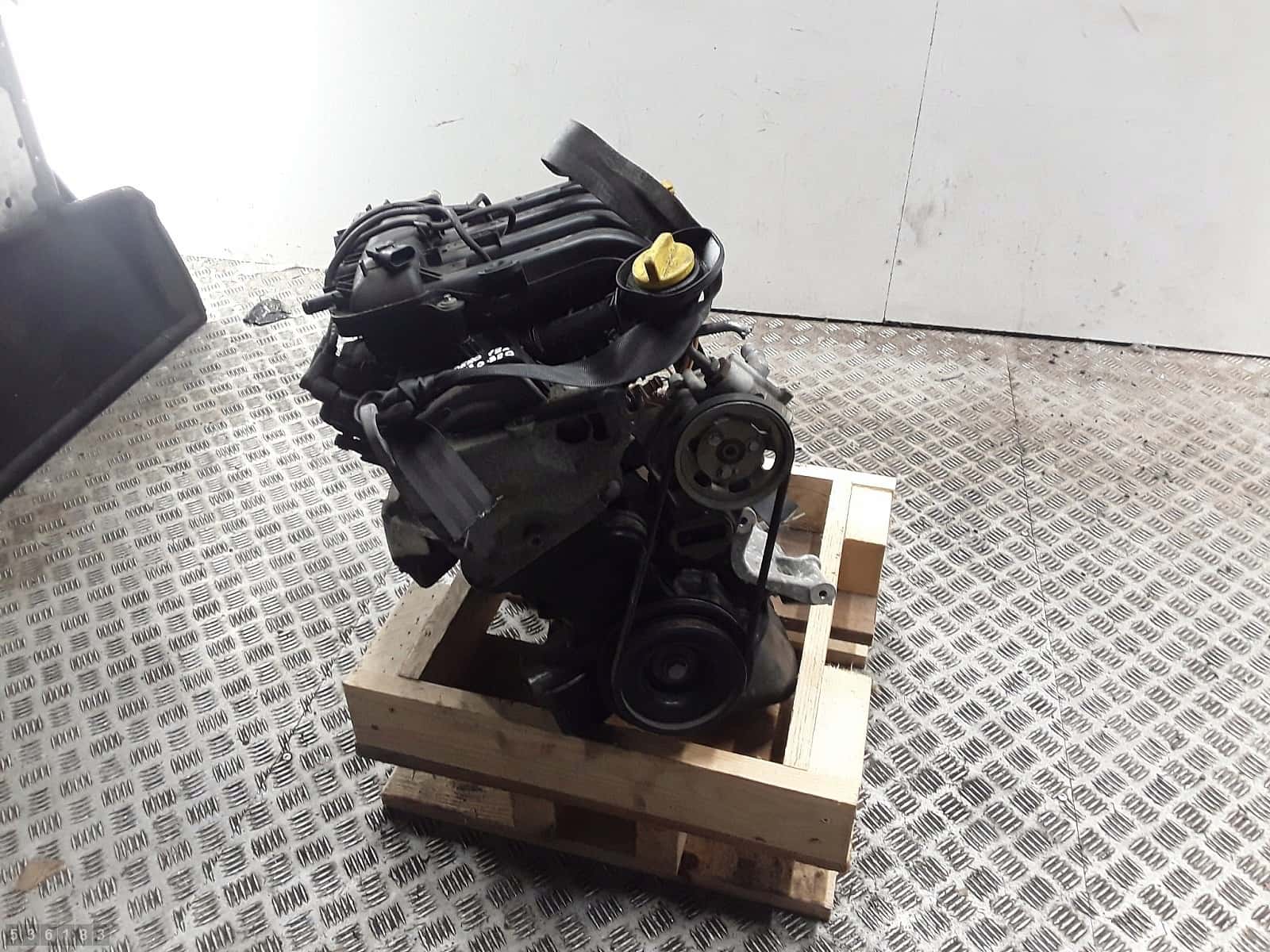 Moteur D4F 732 vue 3