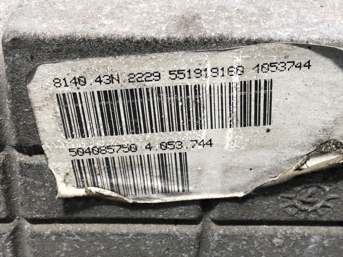 Moteur 8140.43 vue 8