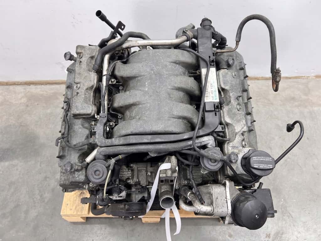 Moteur M 112.973 vue 4