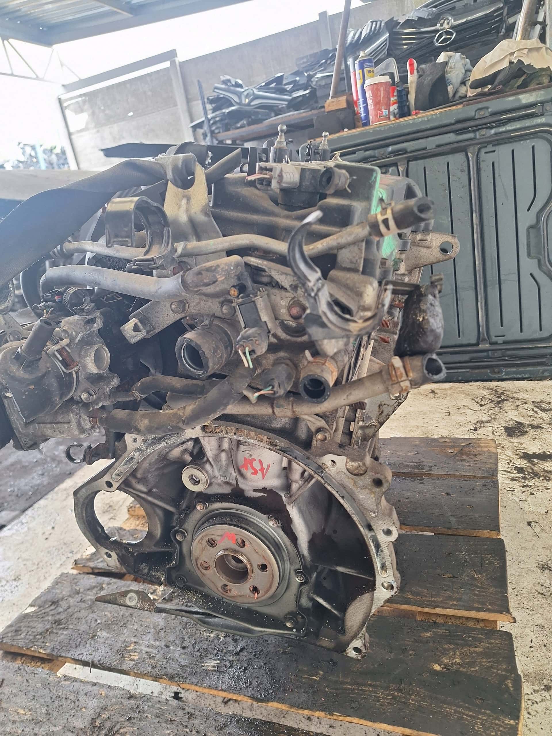 Moteur 4A92 vue 4