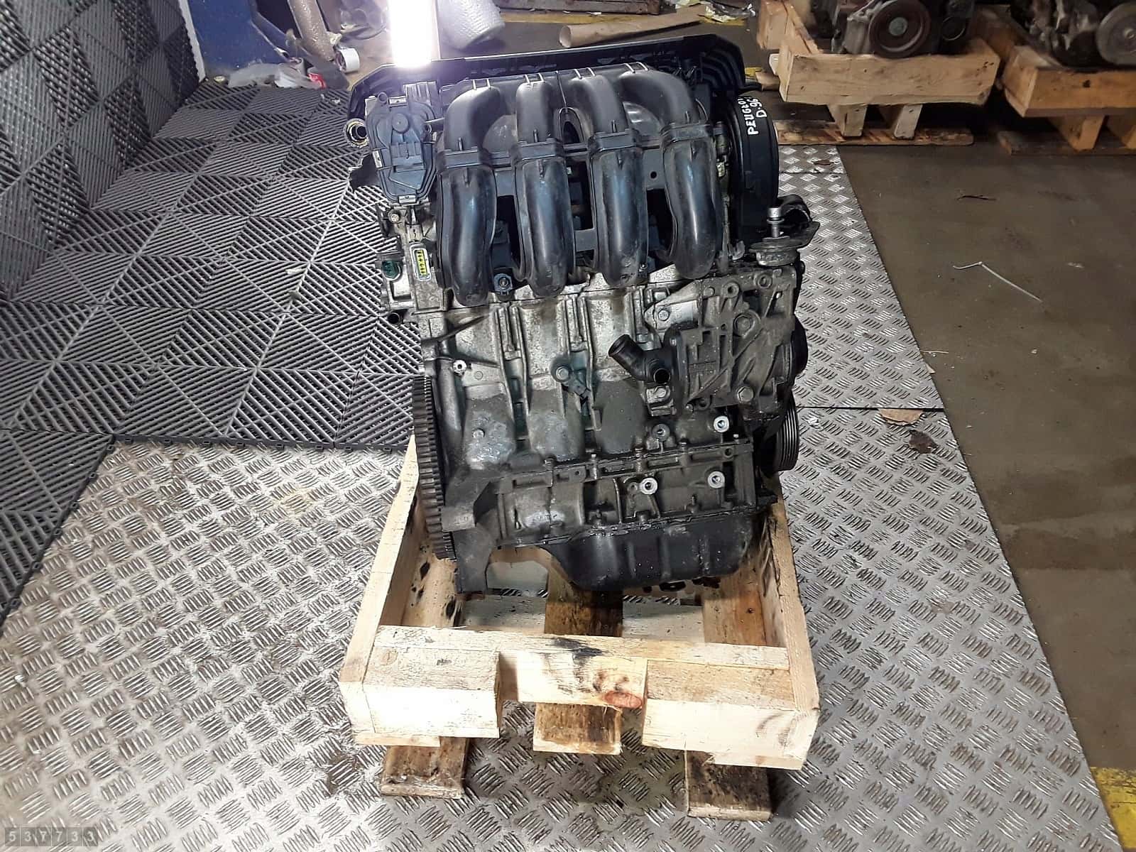Moteur KFU (ET3J4) vue 4