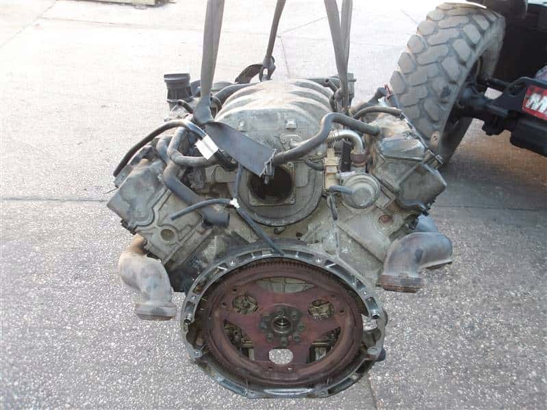 Moteur M 112.943 vue 8