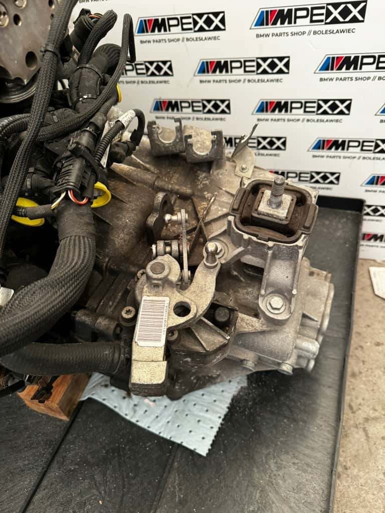 Moteur N18 B16 A vue 4