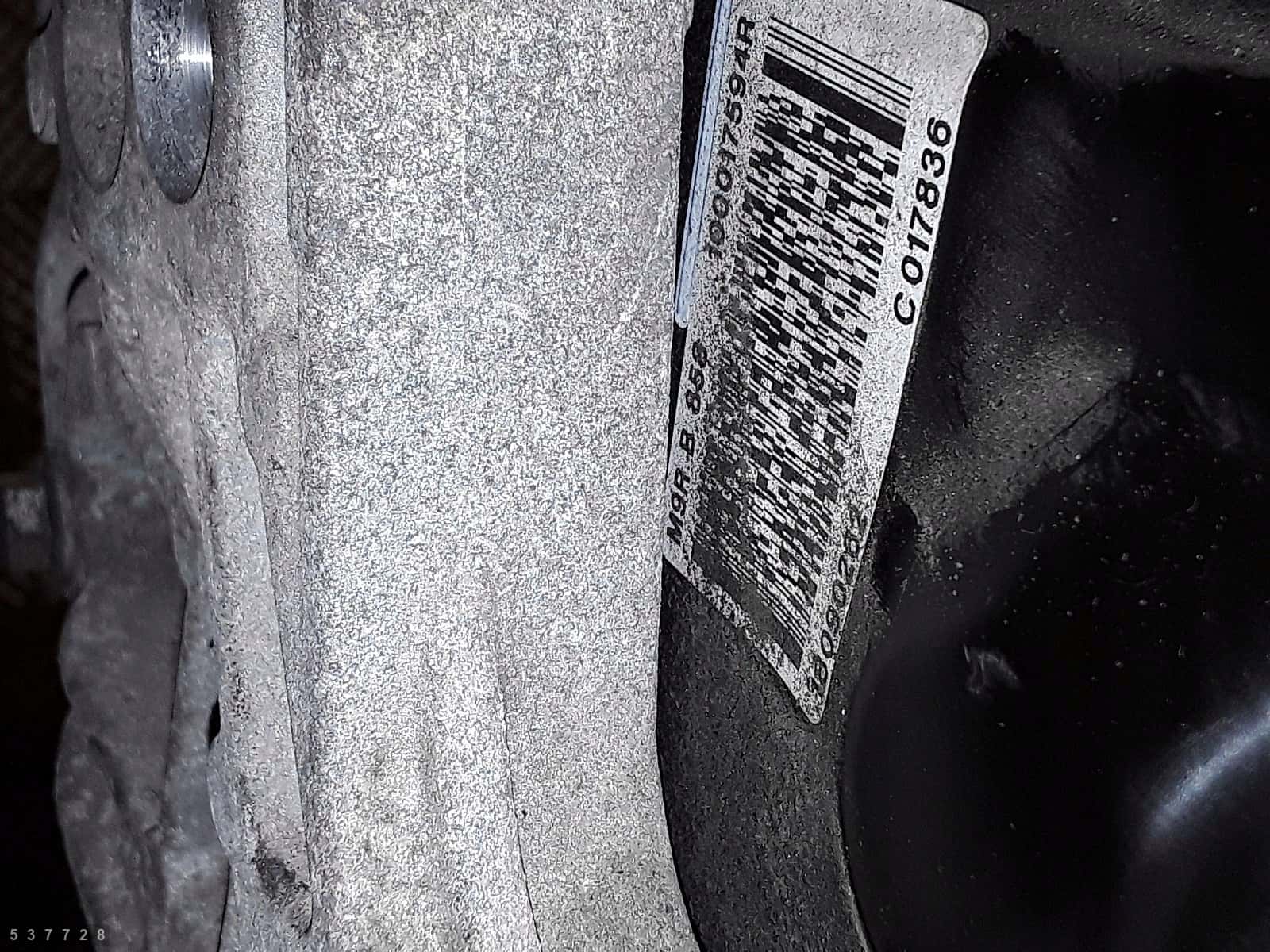 Moteur M9R 858 vue 6
