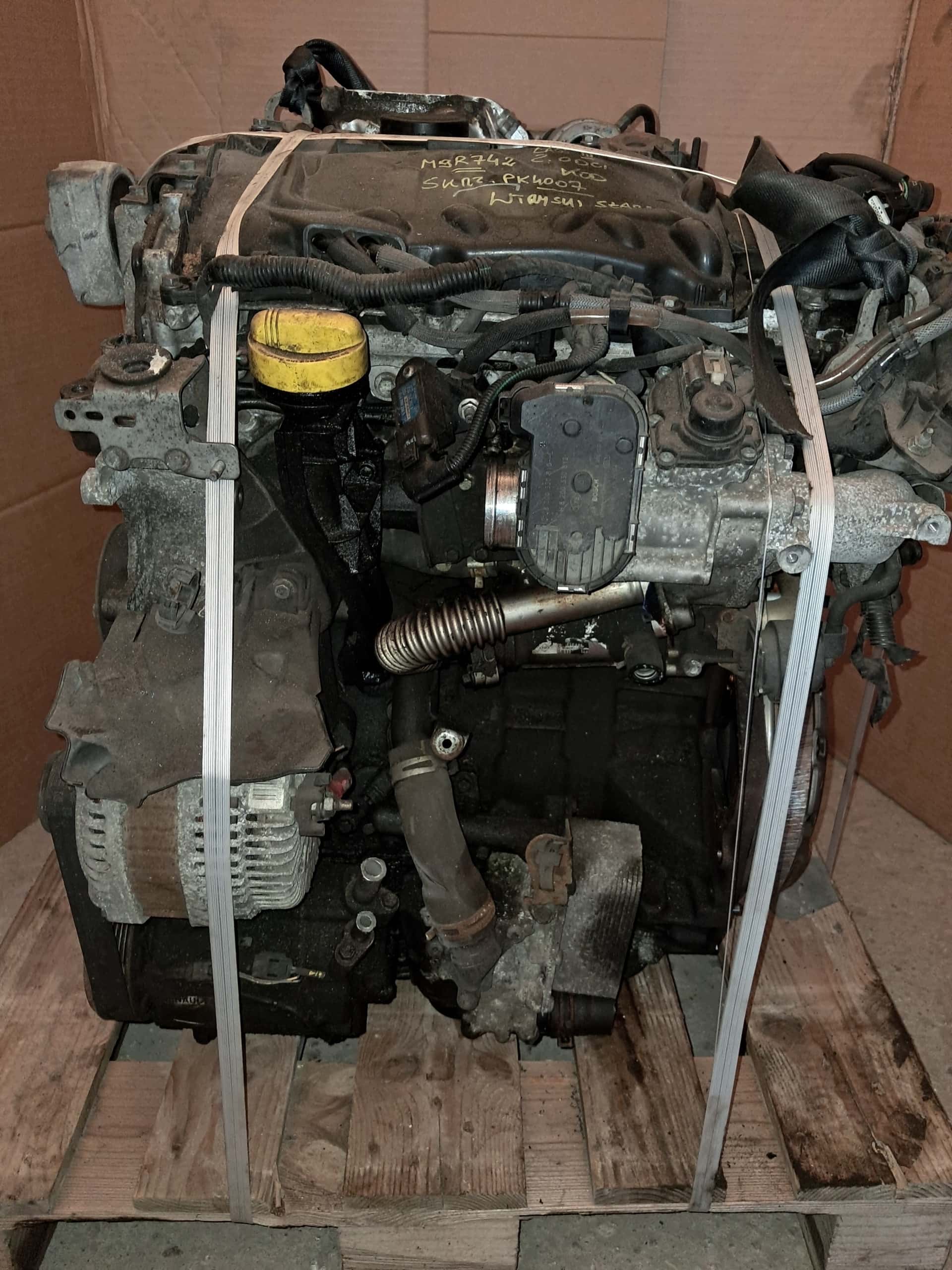 Moteur M9R 742 vue 4