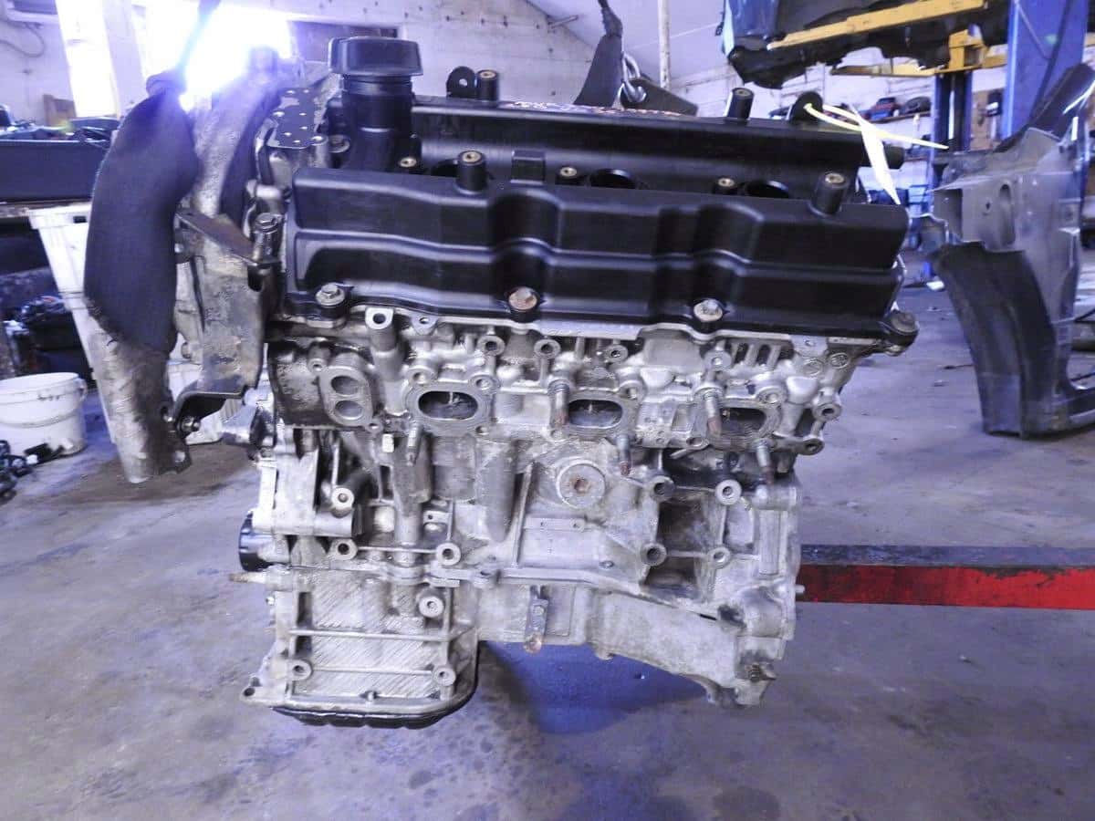 Moteur VQ35 vue 4