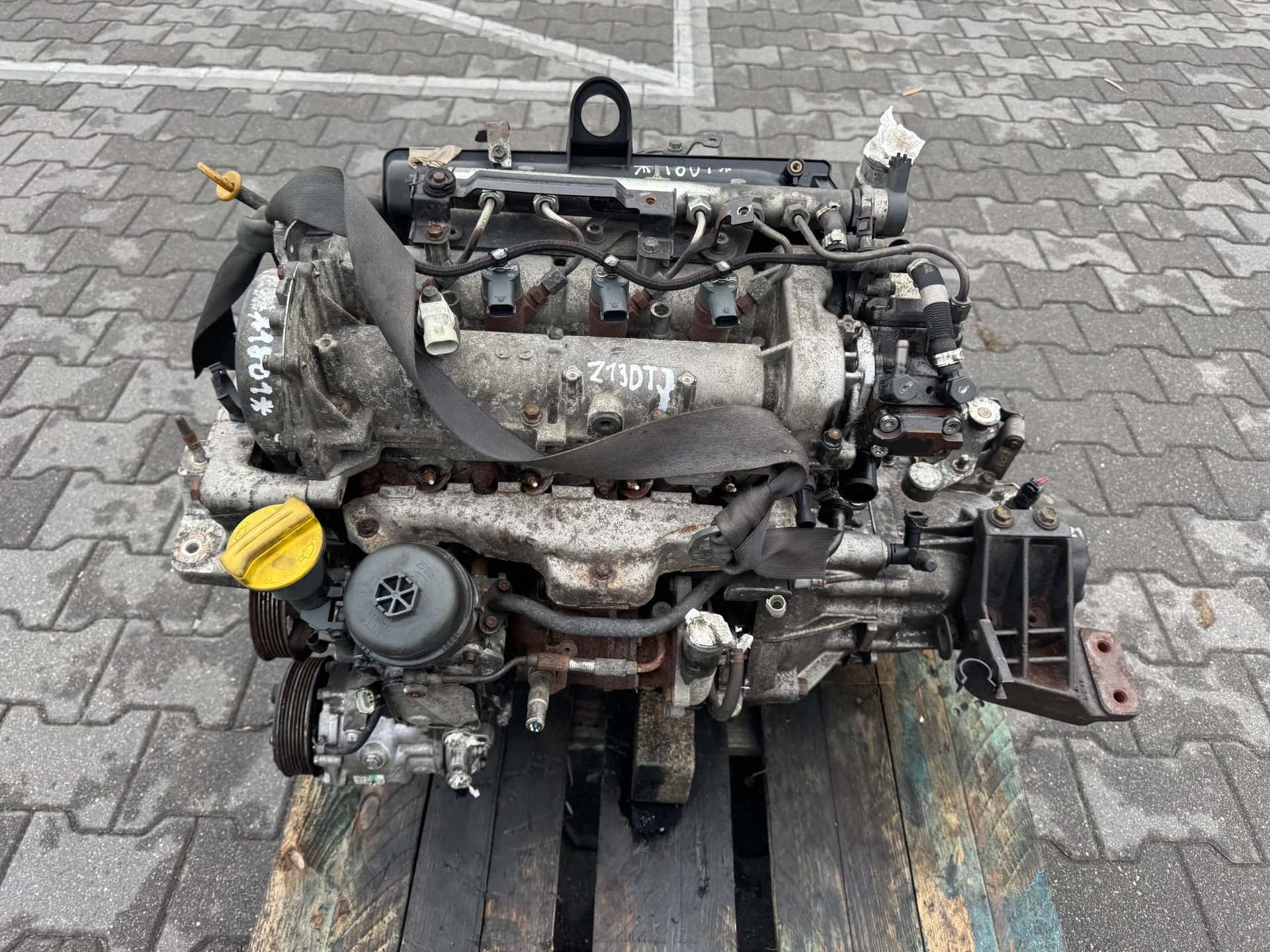 Moteur D13A vue 5