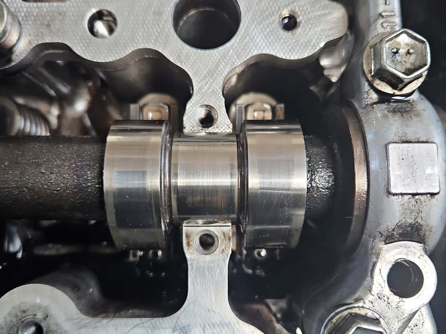 Moteur 1VD-FTV vue 6