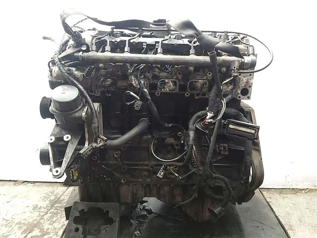 Moteur M 112.913 vue 2
