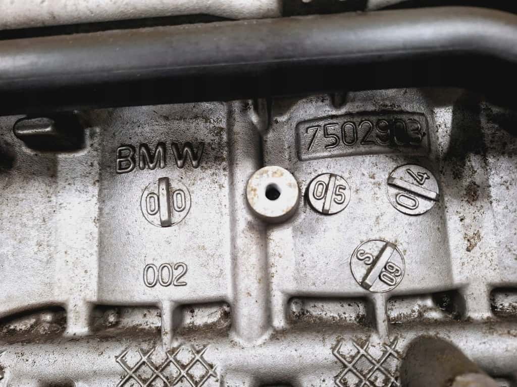 Moteur M52 B20 (206S4) vue 2