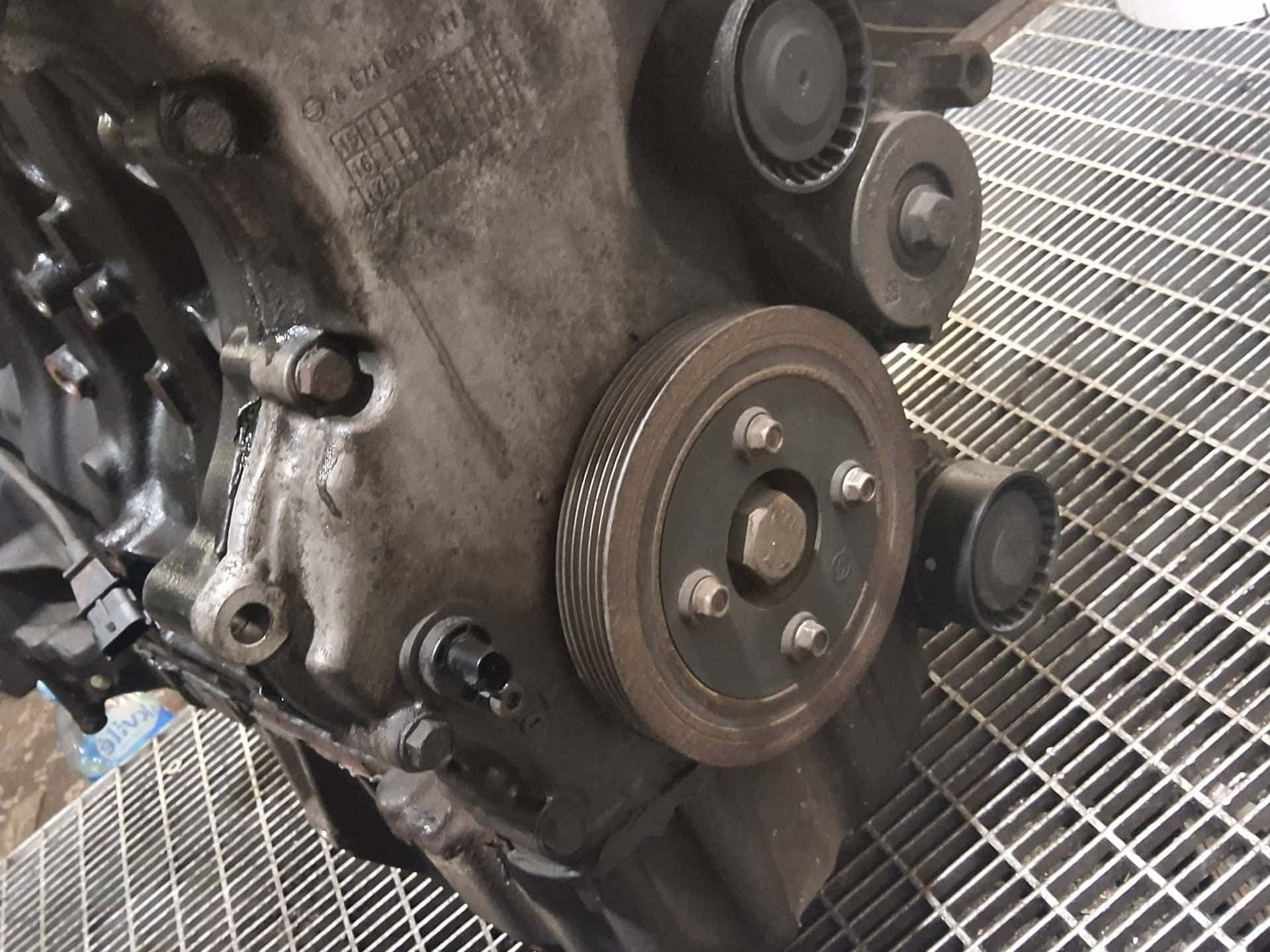 Moteur D16DTF vue 12