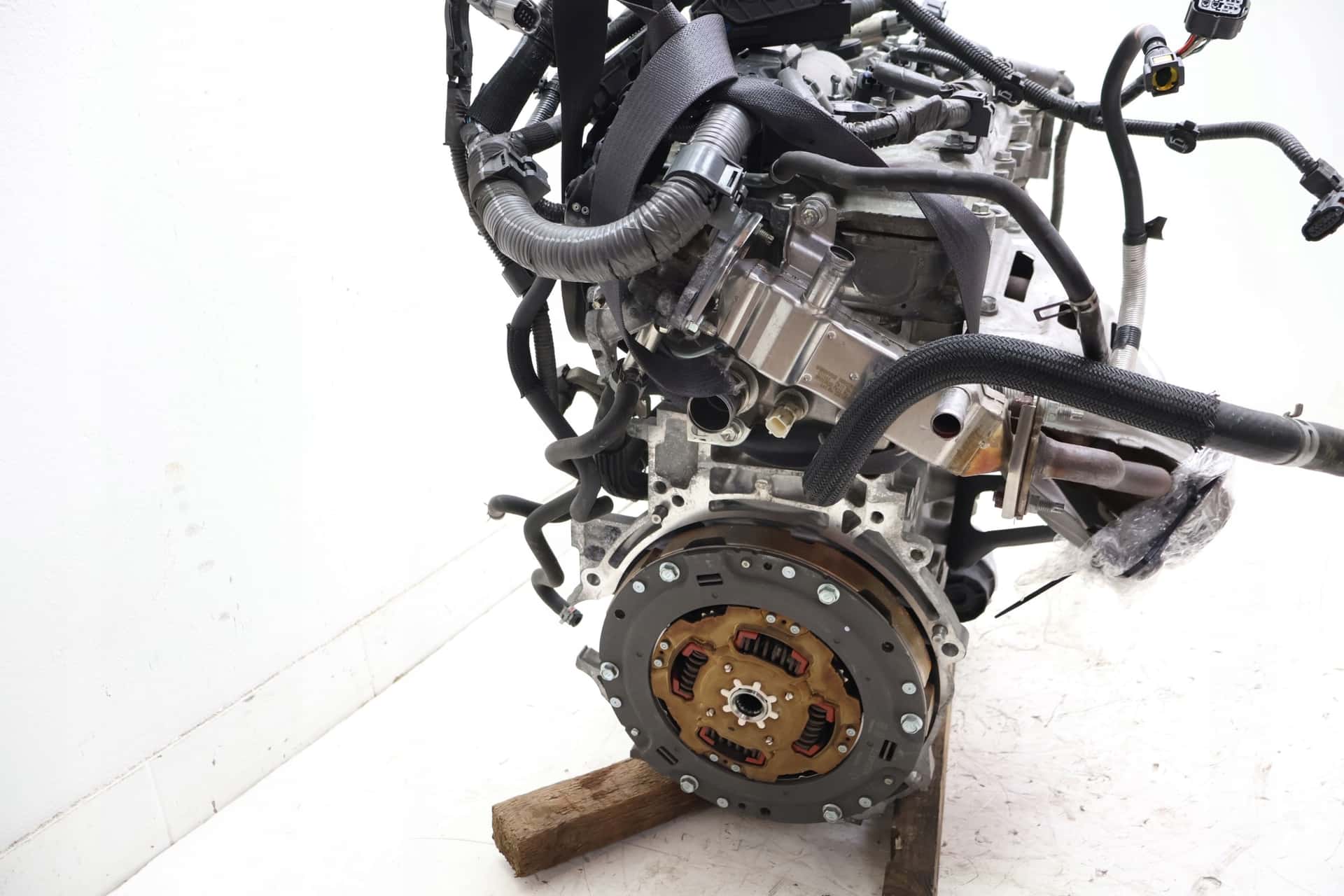 Moteur 2ZR-FE vue 2