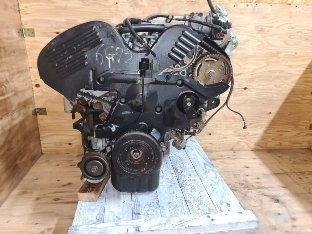 Moteur 6G74 (DOHC 24V) vue 2
