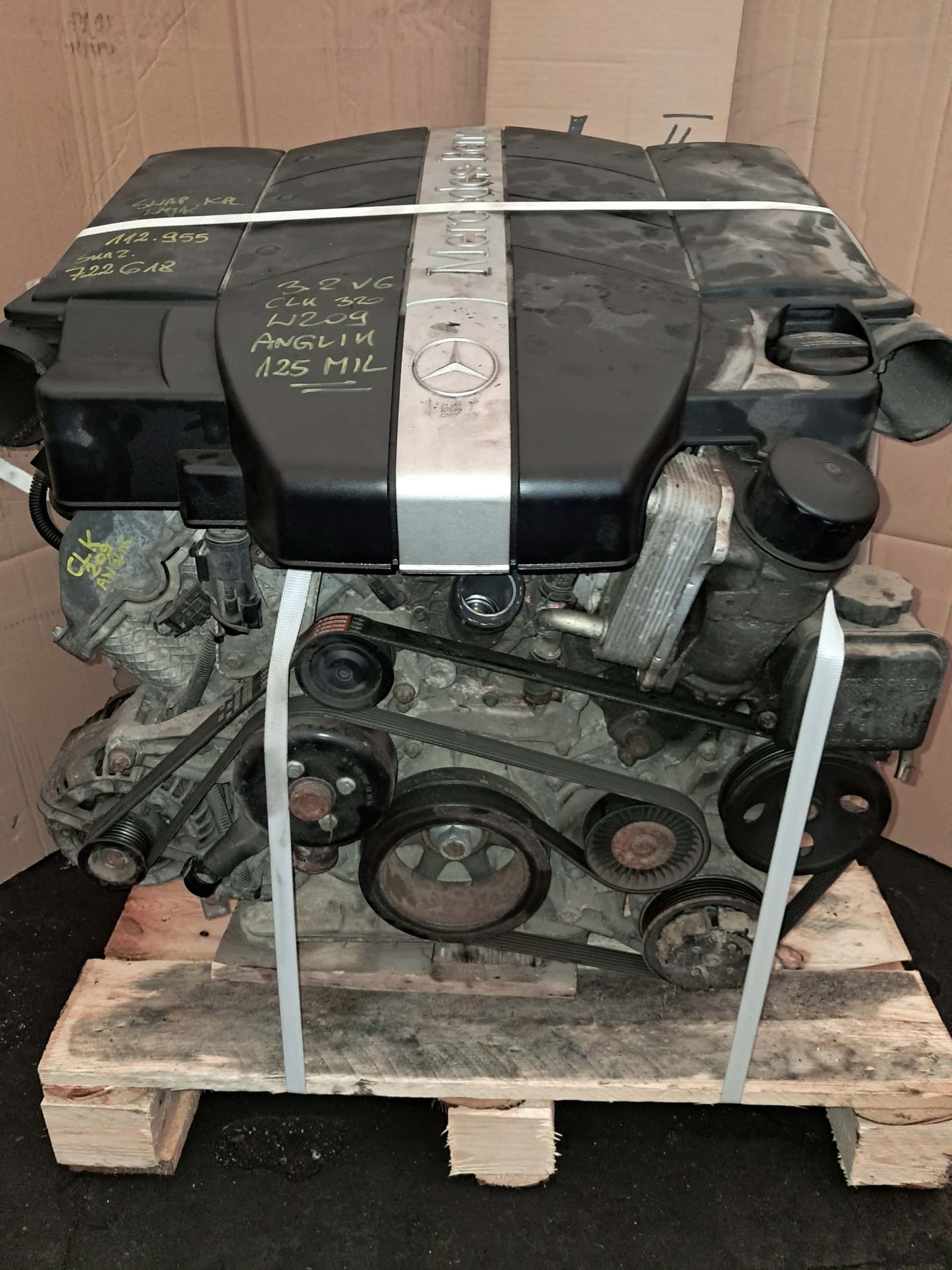 Moteur M 111.956 vue 4