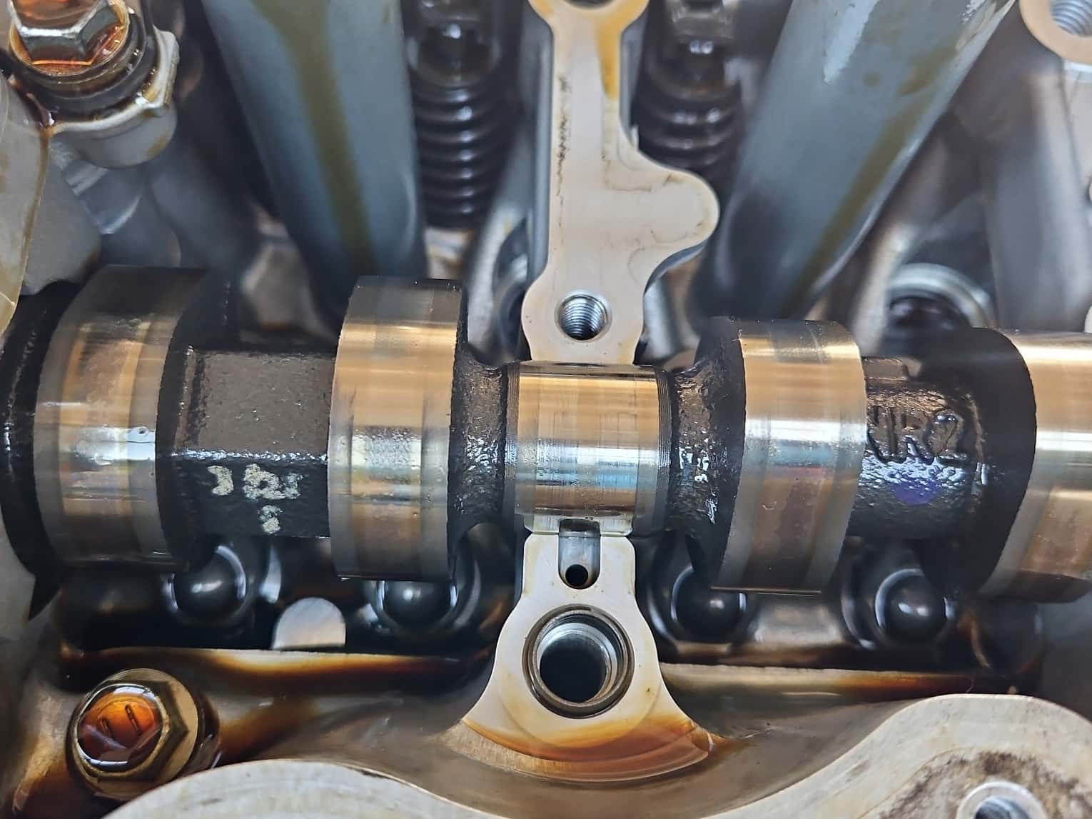 Moteur 1NR-FKE vue 5