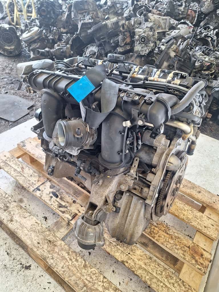 Moteur N53 B30 A vue 4