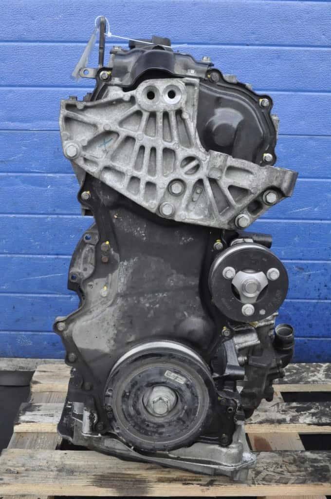 Moteur M9R 692 vue 2