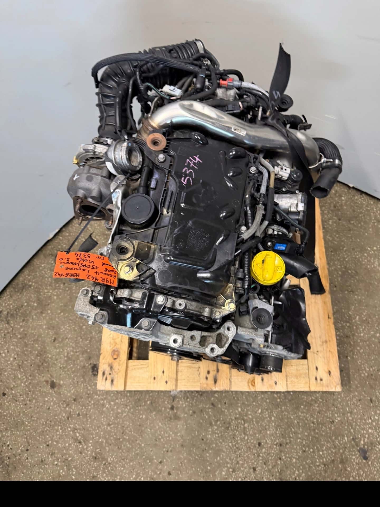 Moteur M9R 742 vue 2