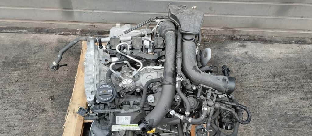 Moteur M 139.980 vue 2