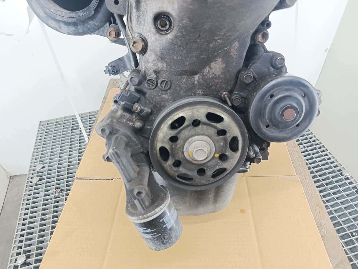Moteur CFB (1KR) vue 7