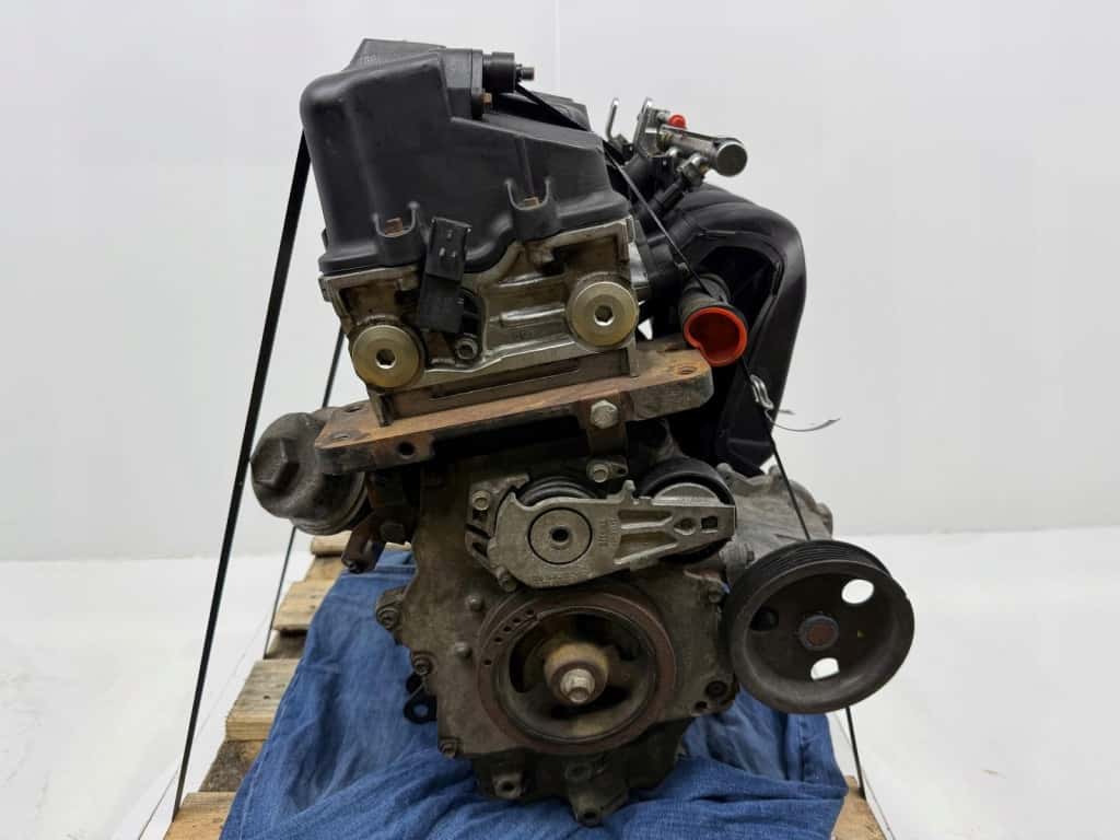 Moteur W10 B16 A vue 4