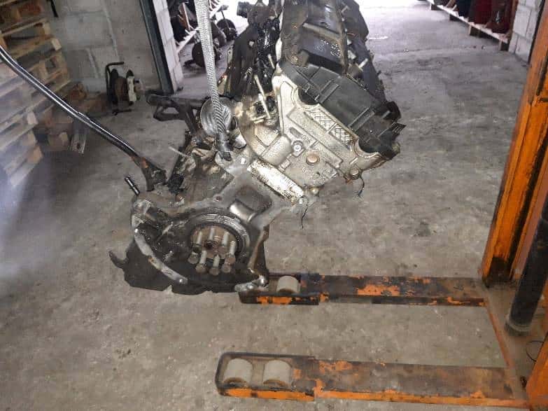 Moteur M52 B20 (206S4) vue 4