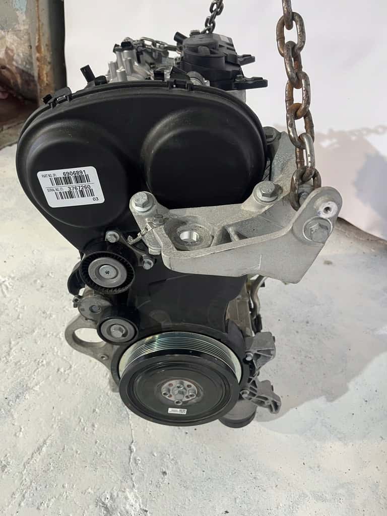 Moteur B 4204 T46 vue 2