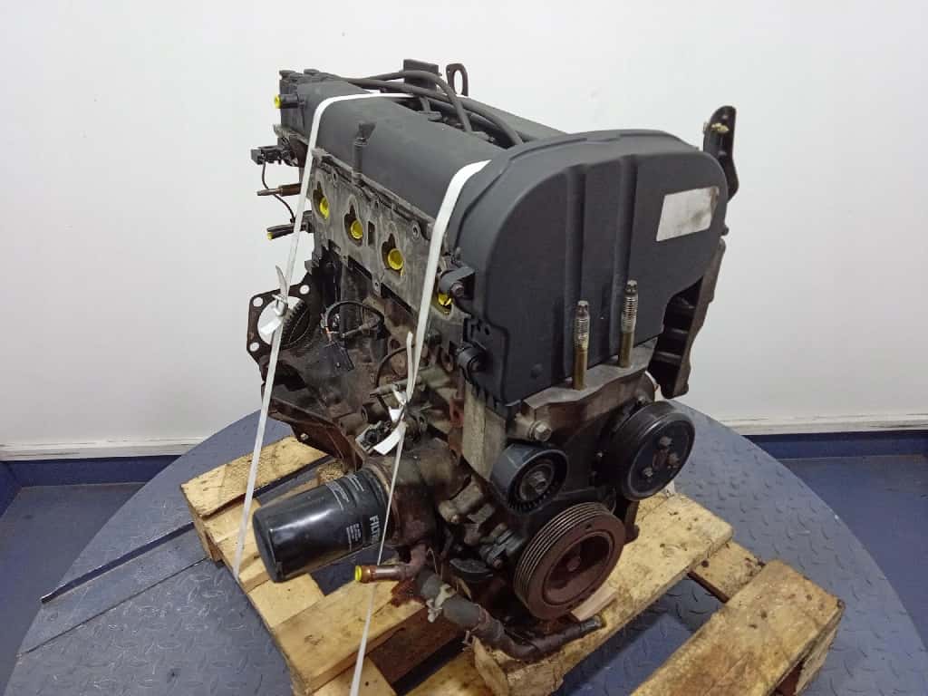 Moteur YF vue 4