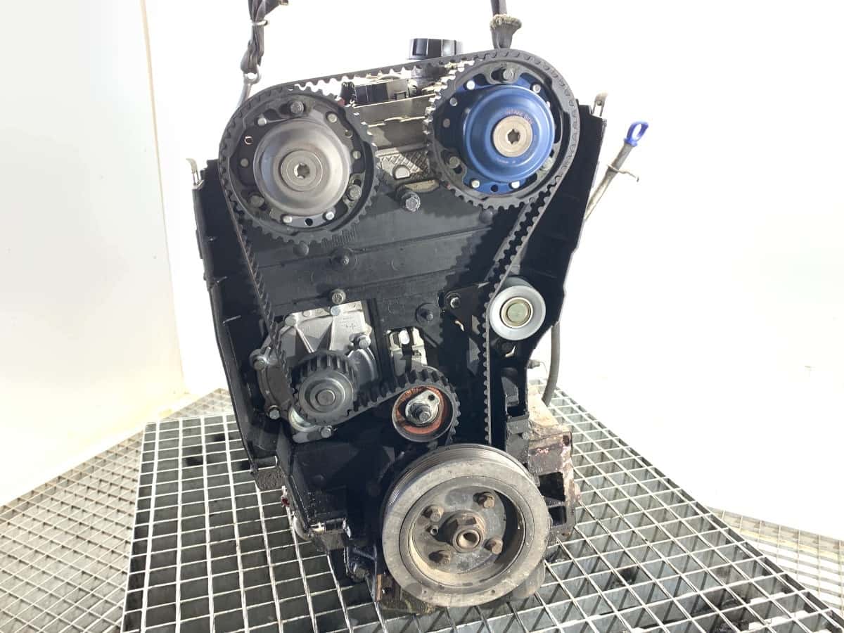 Moteur B 5254 T vue 4