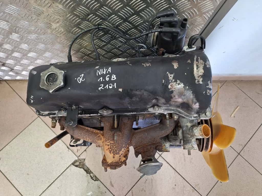 Moteur 2121 vue 3