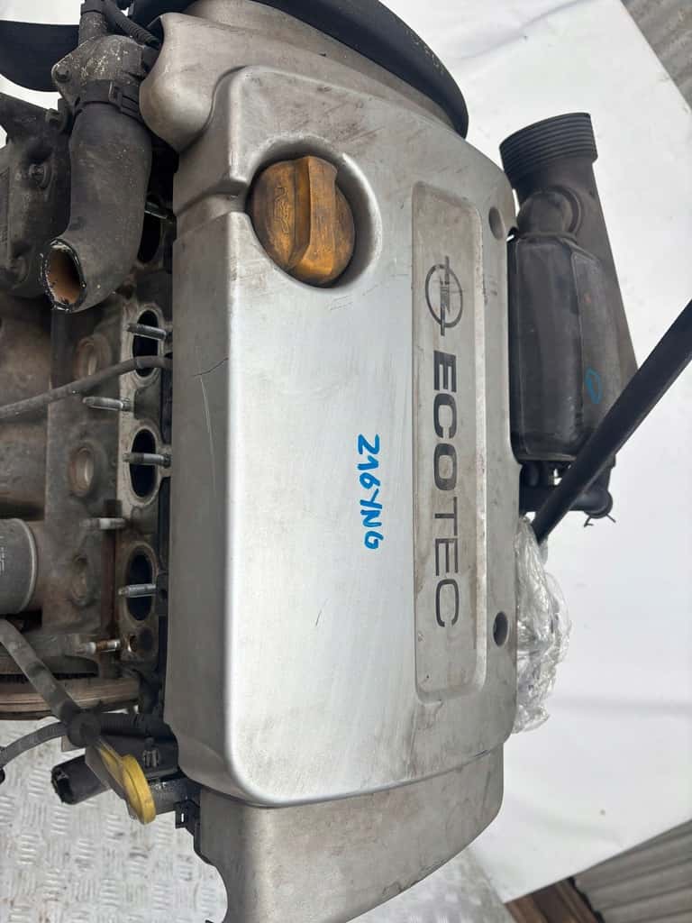 Moteur Z 16 YNG vue 2